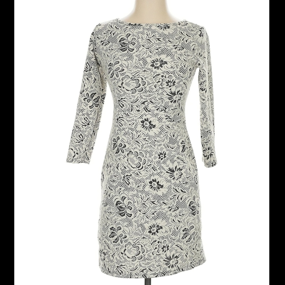 Xhilaration Embossed Floral 3/4 Sleeve Fitted Mini Dress